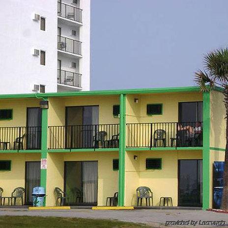 Sea Hawk Oceanfront Motel 미를 비치 외부 사진