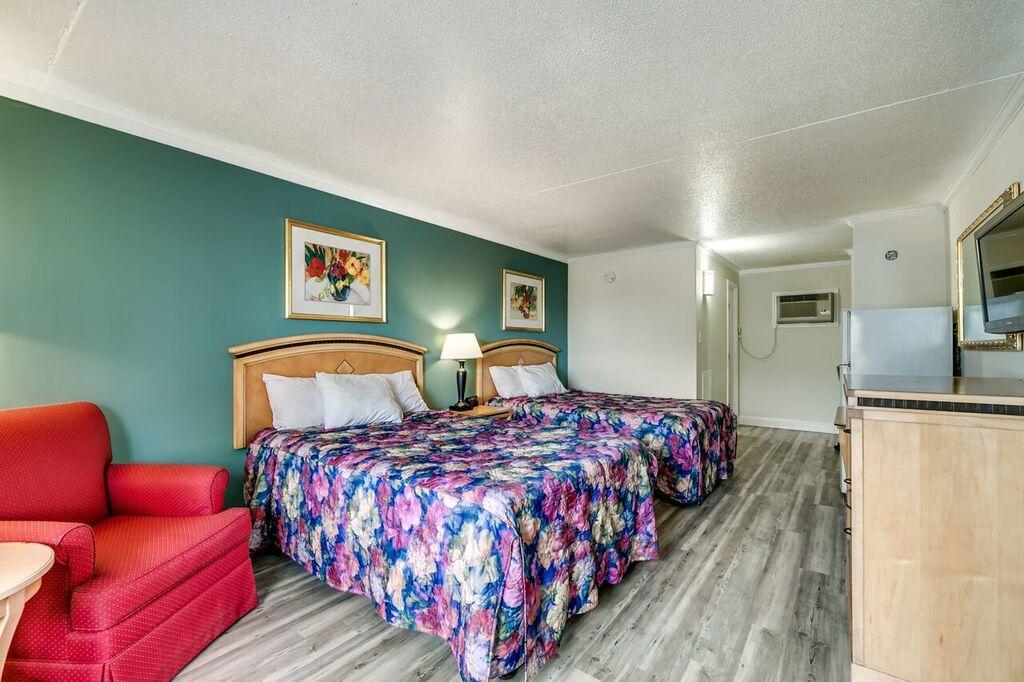 Sea Hawk Oceanfront Motel 미를 비치 외부 사진