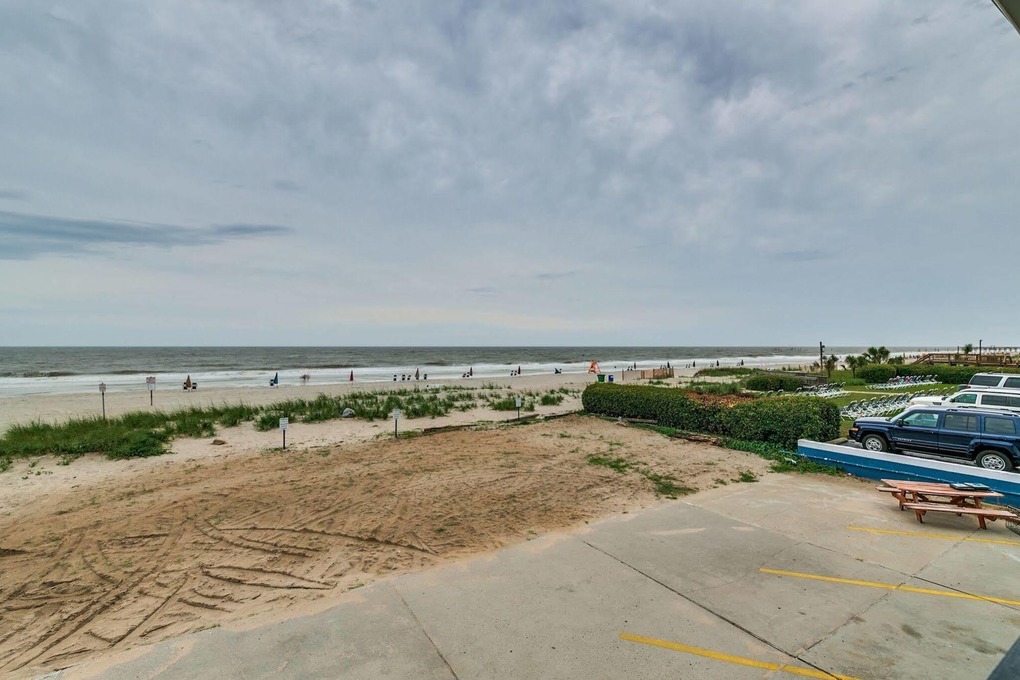 Sea Hawk Oceanfront Motel 미를 비치 외부 사진